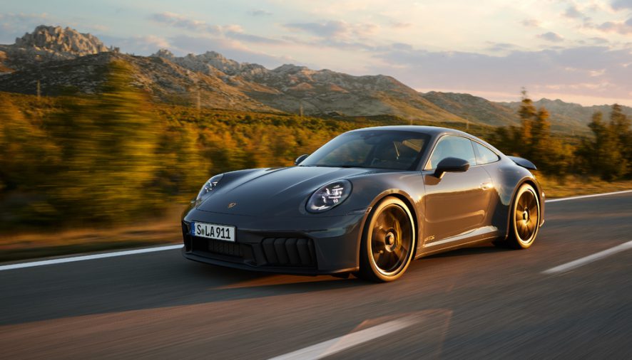 911 คาร์เรร่า จีทีเอส และ 911 คาร์เรร่า ใหม่ (New 911 Carrera GTS and 911 Carrera)